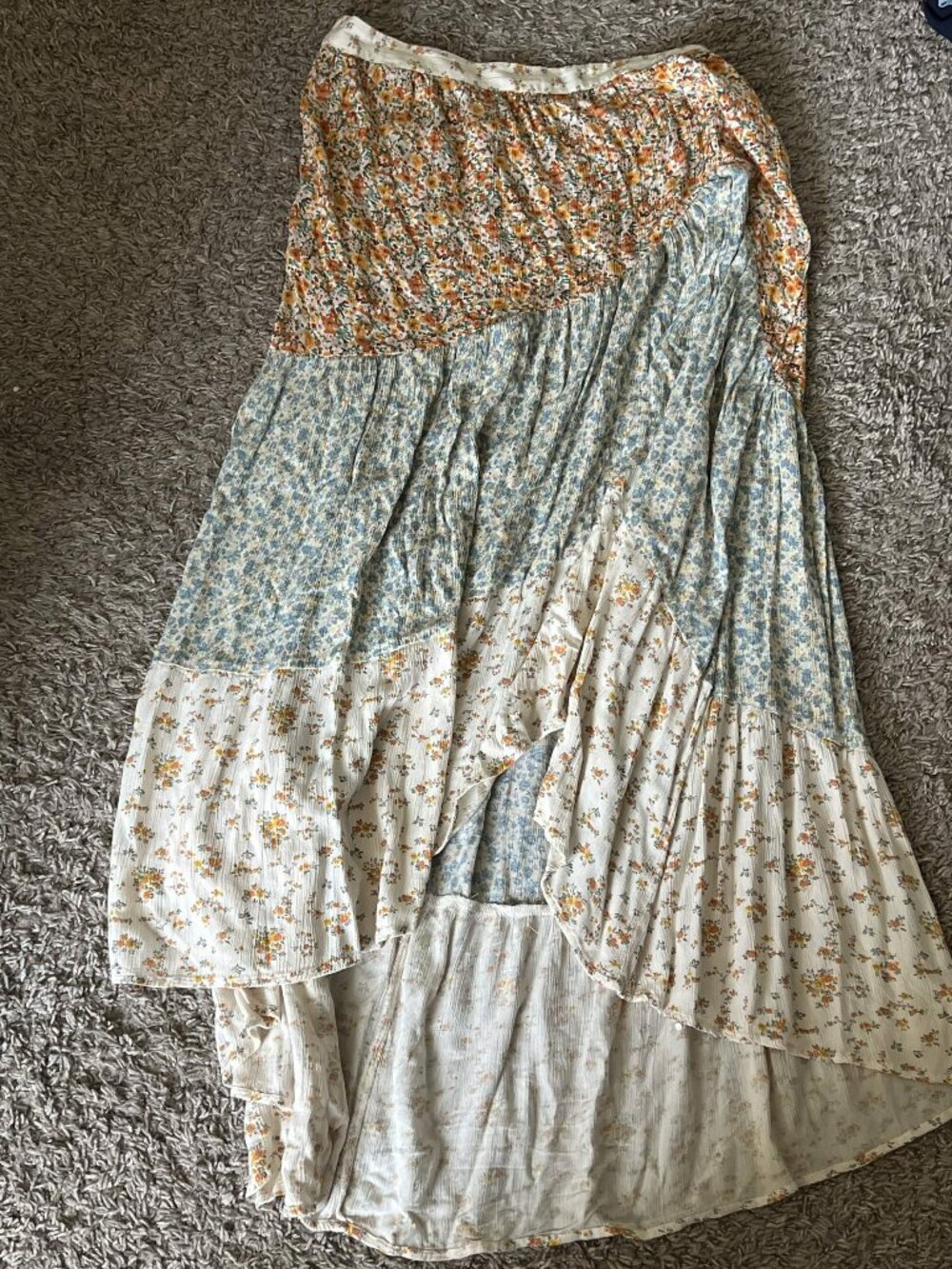 Rare American Eagle Hi-Lo Patchwork Floral Skirt - Size Large